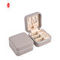 Caixas de presente para joias de papel de viagem pequenas com gravação em relevo Caixa de joias portátil de couro sintético