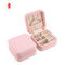 Cajas de regalo de joyería de papel de viaje pequeñas en relieve Caja de joyería portátil de cuero de Pu
